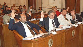 Senadores aprobarían los 4.200 millones de pesos del Presupuesto 2007