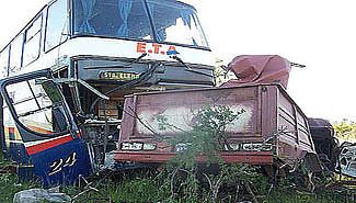 No hubo sobrevivientes en la camioneta y fueron seis los muertos