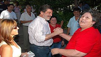 Caminata: Urribarri y Busti acompañarán a Halle