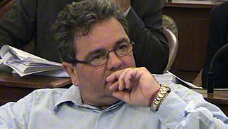 Strassera repite su banca en el senado