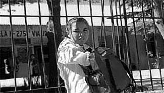 Protestarán en colegio de Santa Elena