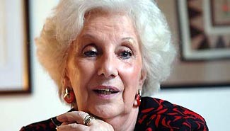 Estela Carlotto duda del "suicidio" de Navone