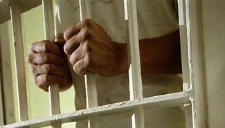 Detuvieron a un preso acusado de asalto