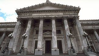 Conformidad entre los asambleístas tras la reunión con diputados