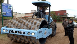 Autorizan la compra de maquinarias viales por $50 millones