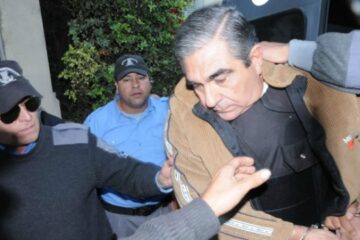 Dieron arresto domiciliario al médico acusado de crímenes en la dictadura