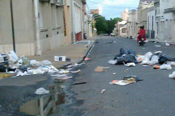 Continúa el conflicto con municipales y no hay recolección de residuos