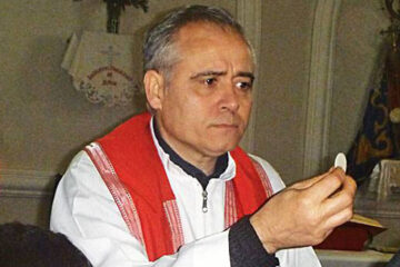 Sacerdotes declararon haber visto "conductas extrañas" de Ilarraz