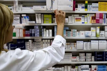 Gobierno y laboratorios acordaron bajar precios de medicamentos