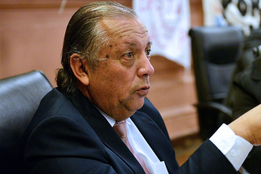 Troncoso se defiende de la denuncia por retención de sueldos