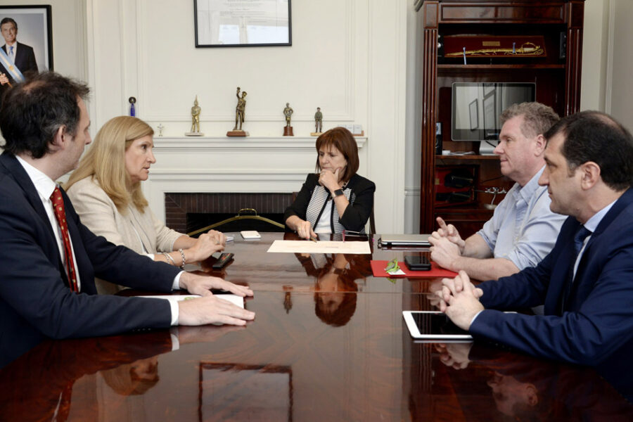 Bullrich prometió seguridad para los comicios entrerrianos