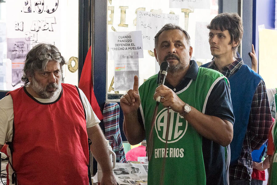 Estatales esperan convocatoria