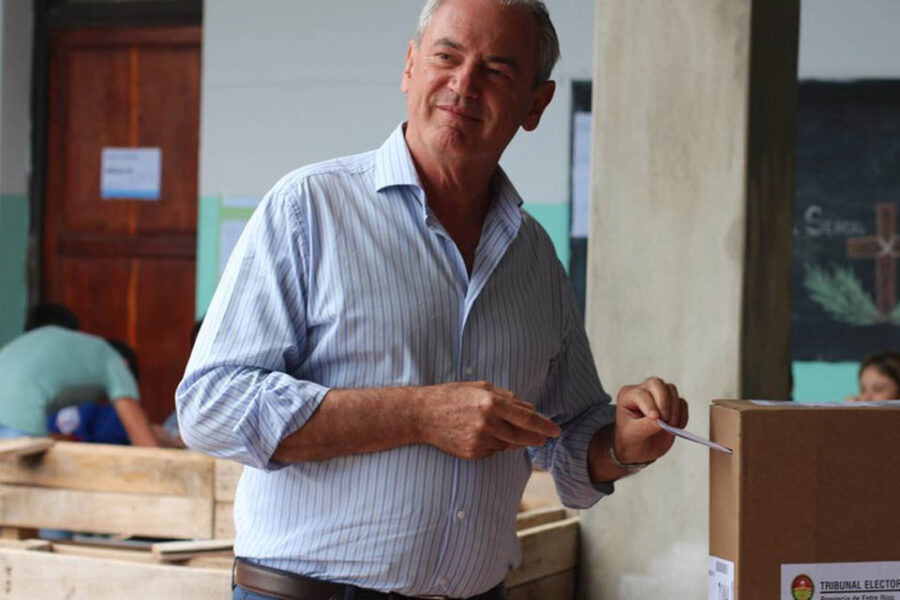 Benedetti ganó con lo justo en su pueblo