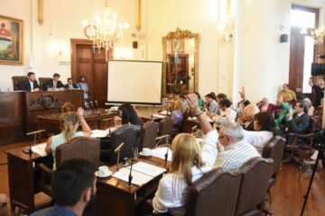 Se espera polémica sesión del HCD por colectivos