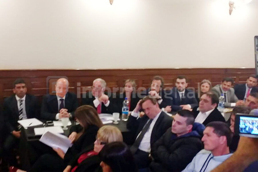 Arrancó el juicio y Varisco se defendió en las redes