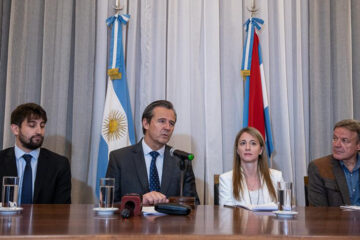 Bahl denunció desmanejos de Varisco y no se podrían pagar sueldos ni aguinaldo