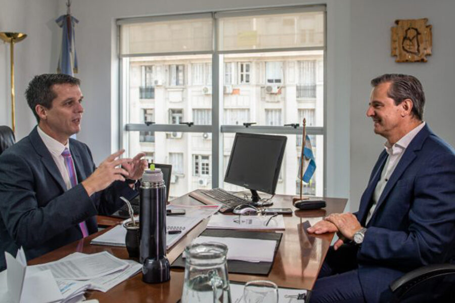 Bahl es el primero en pedirle obras a Cresto