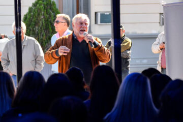 UPCN cumple su amenaza y para