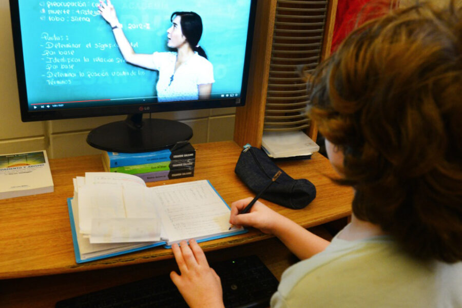 El CGE explicó cómo hace para enseñar en cuarentena