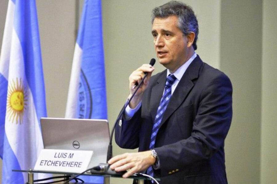 Etchevehere dice que va a devolver los sueldos que le pagó el Estado