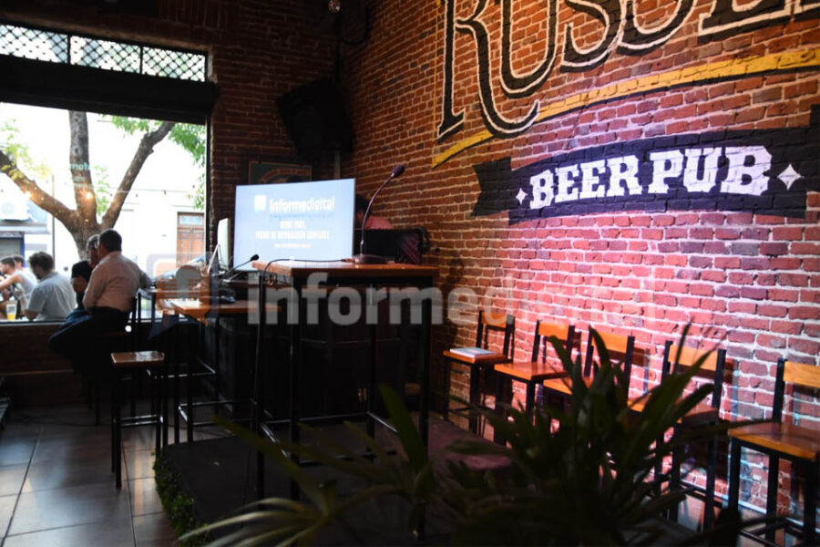 Abren los bares pero Take Away