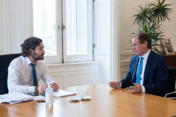 Obras para la costa del Uruguay