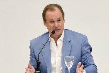 Bordet apoyó la extensión de la cuarentena