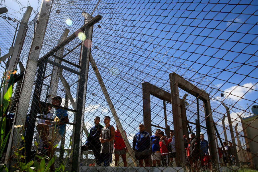 Los presos quieren de nuevo las visitas