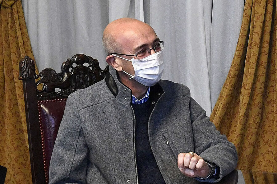 Reclamo al nuevo presidente de la Caja