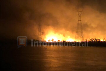 Siguen quemando las islas frente a Paraná