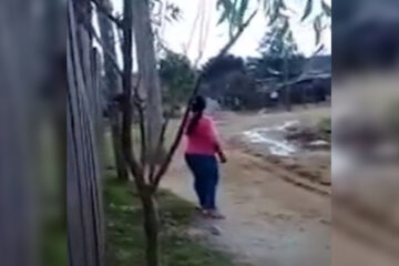 Una mujer fue filmada baleando a un joven