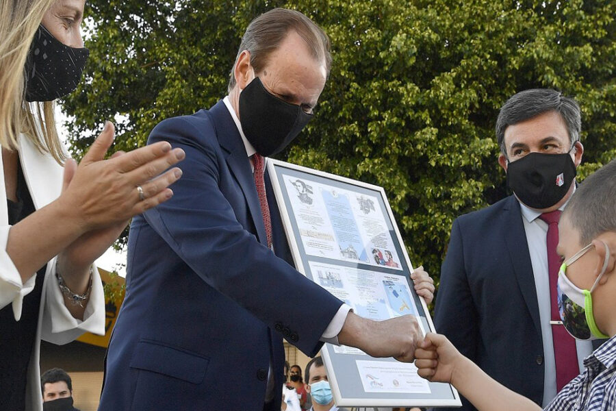 Bordet sigue resaltando a Ramírez