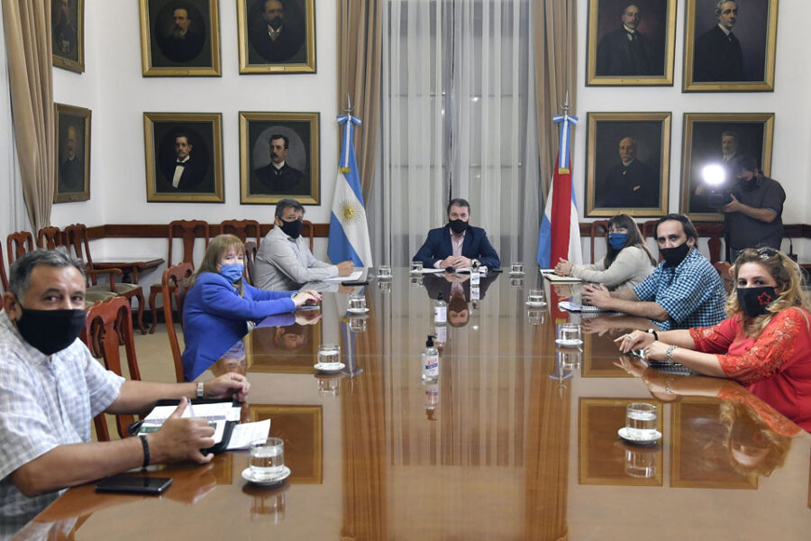 Provincia presentó otra oferta con montos fijos a gremios