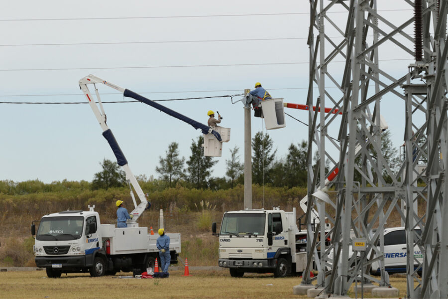 Prometen ampliar el servicio eléctrico en el norte