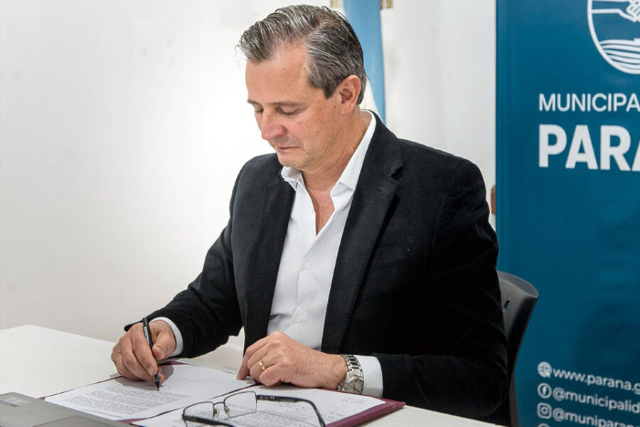 Bahl promete superar todo lo que presupuestó Varisco