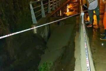 Un puente que hizo Varisco no aguantó la lluvia