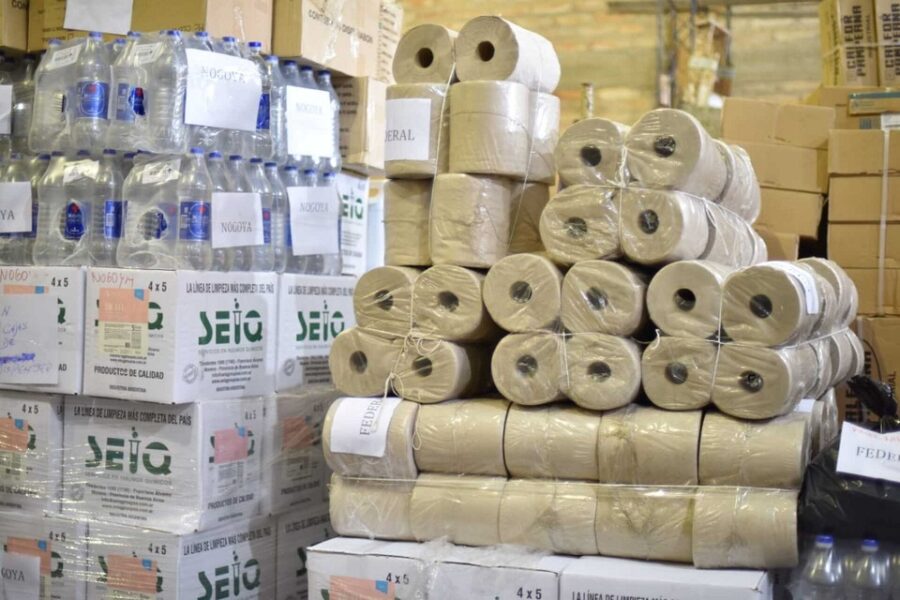 Proveen a escuelas de insumos de higiene y seguridad