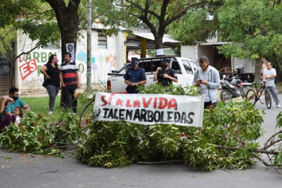 La obra en Racedo seguirá pese a los reclamos