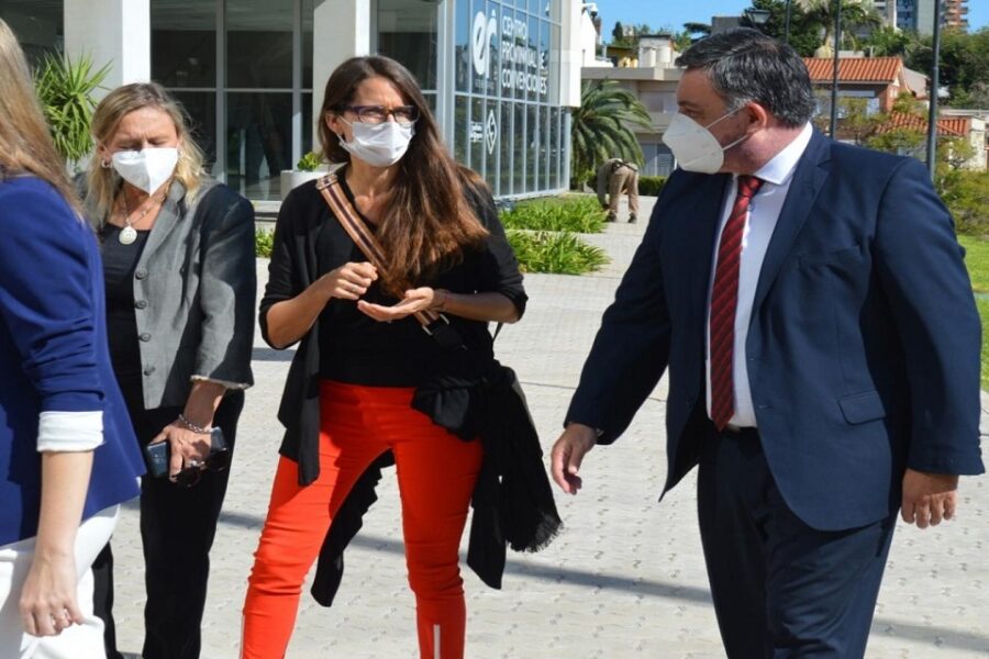 Concepción del Uruguay suscribió al Programa Acompañar