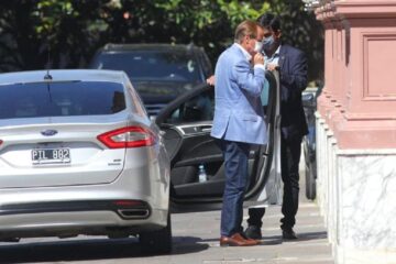 Bordet firmó el acuerdo para garantizar el congelamiento de precios