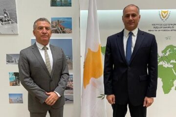 Pese al juicio Urribarri sigue con actividades de embajador