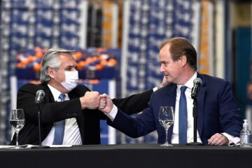 Alberto y Bordet inauguran escuela de técnicos en construcciones navales