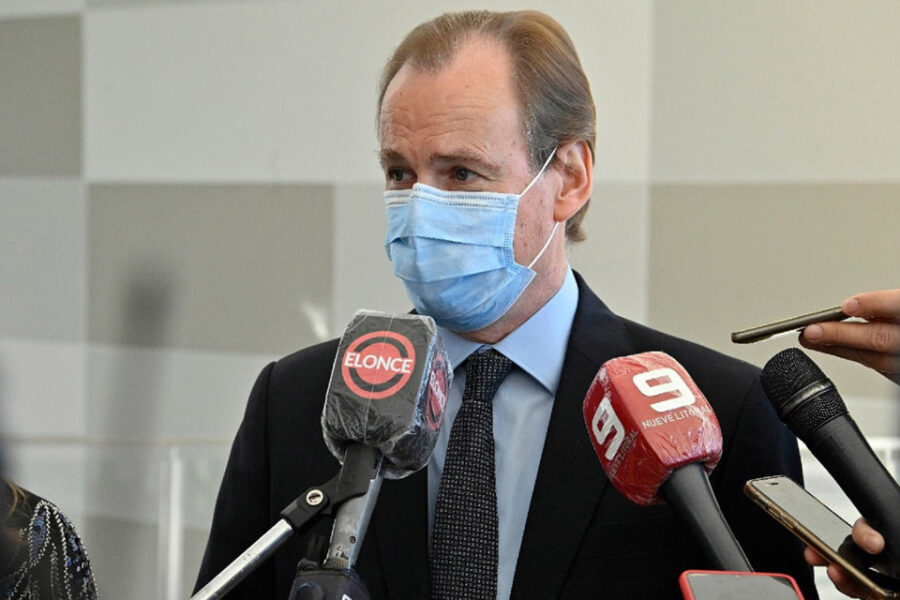 La pauta de los estatales será igual a la de los docentes