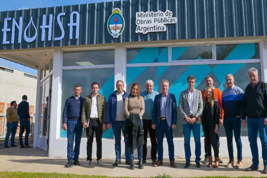 Intendentes de Cambiemos con Cresto