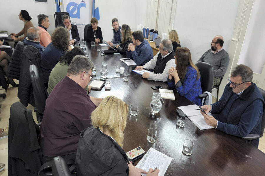 Final del conflicto entre la provincia y los docentes