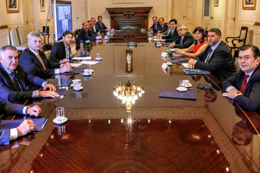 Bordet y los gobernadores volvieron a respaldar al presidente