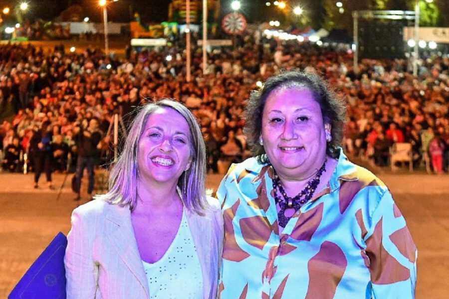 Stratta sigue recorriendo la provincia y entrega aportes