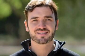 (Mención a Frigerio) El gobernador electo de Chubut confirmó que “está garantizado” el aguinaldo, tras la intervención de Sergio Massa