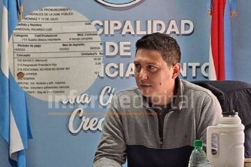 El intendente de Pronunciamiento mostró que no cobra $2,5 millones