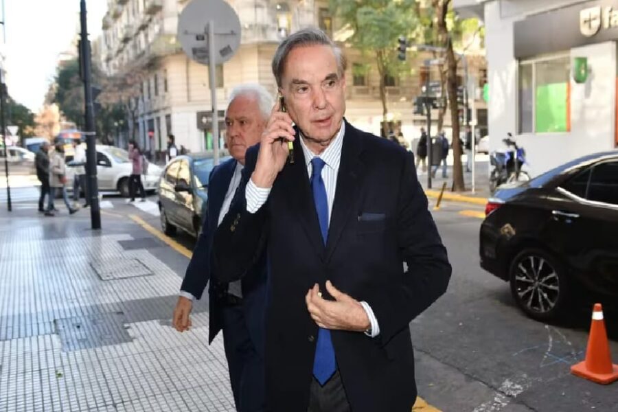 (Mención a Frigerio) Se conformó un nuevo bloque en la Cámara de Diputados que será clave para la aprobación del mega proyecto de Milei